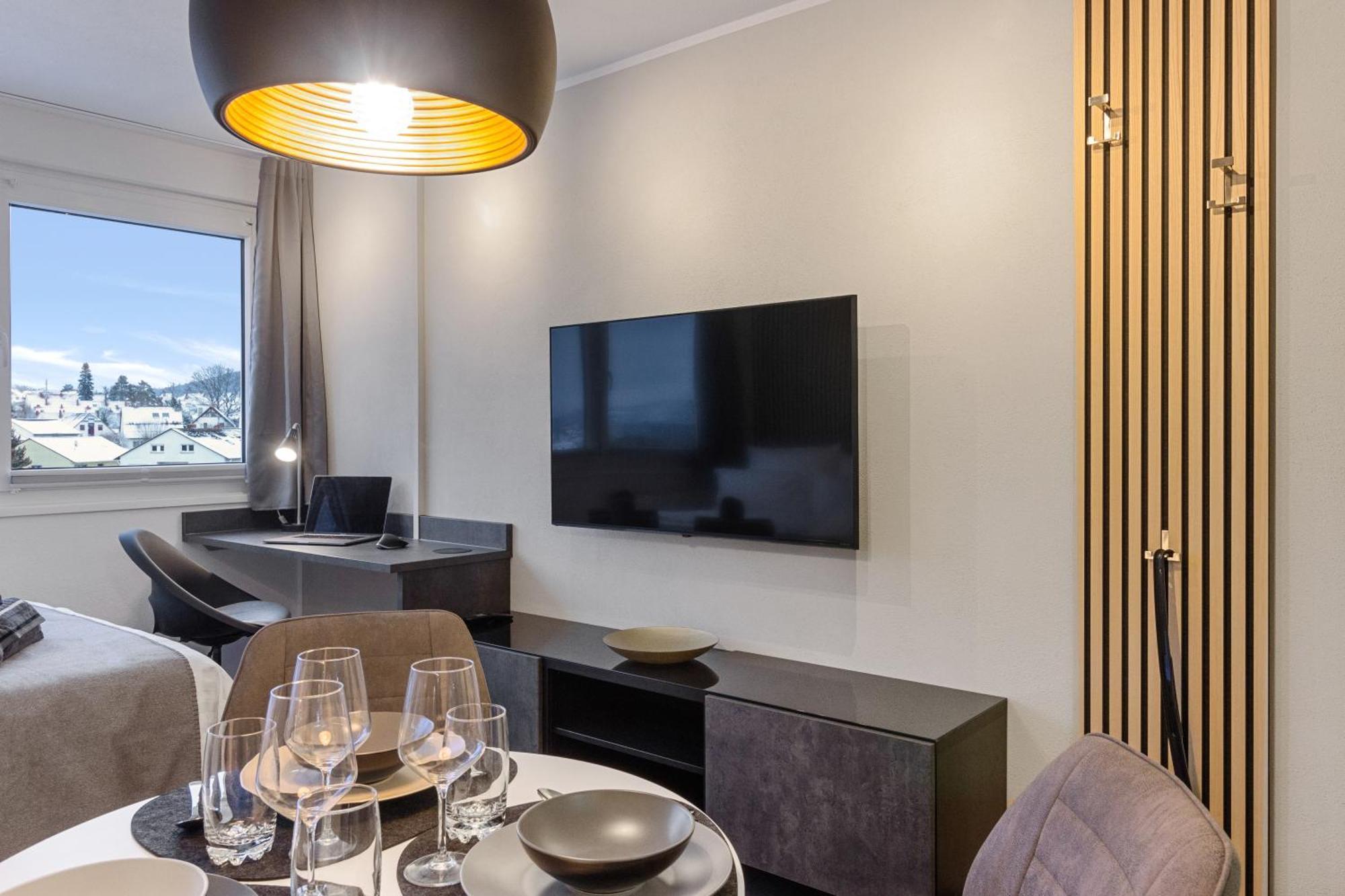 Appartement Fuer 1-2 - Wlan - Parkplatz - Homeoffice カイザースラウテルン エクステリア 写真